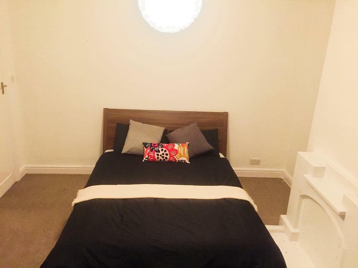 North London Cottage 外观 照片