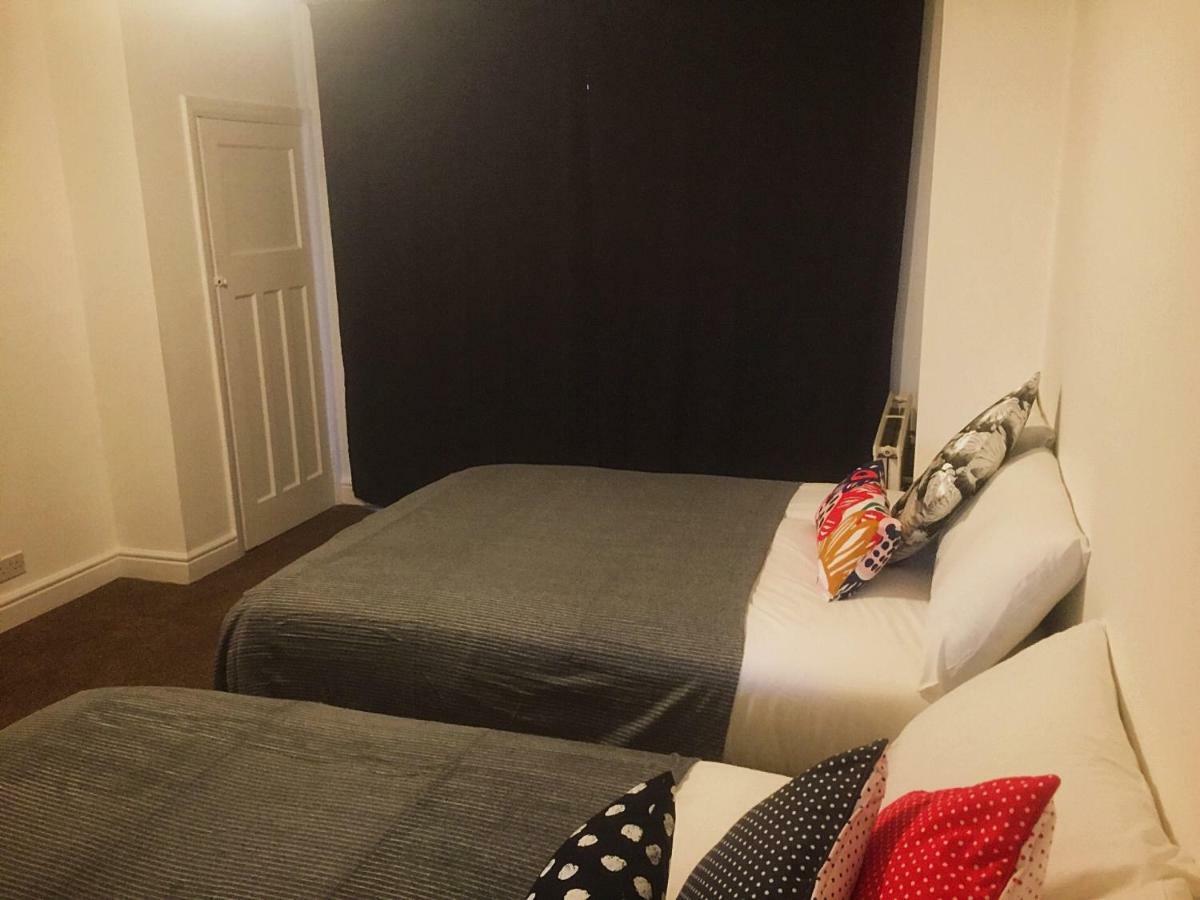 North London Cottage 外观 照片