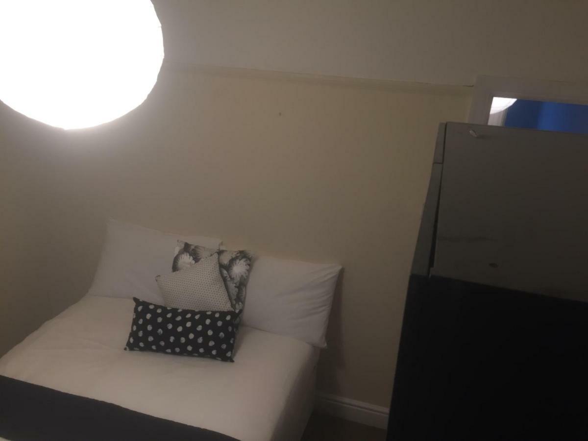 North London Cottage 外观 照片