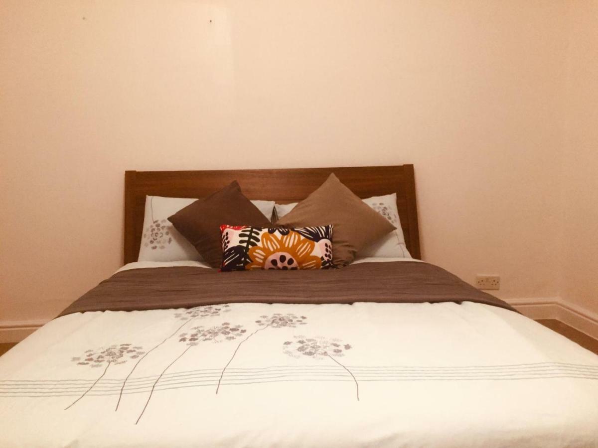 North London Cottage 外观 照片